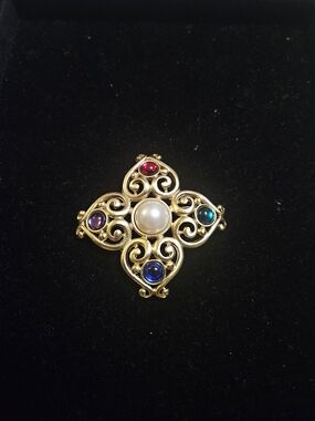 Gold-Tone Filigree Brooch with Faux Pearl and Multicolor Stones